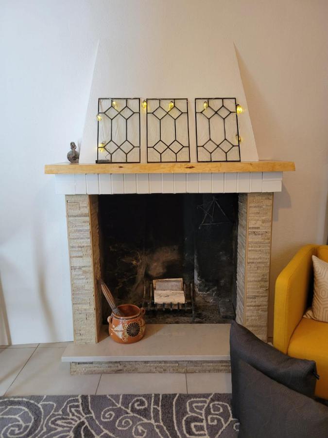 הוילה Tavenna Ancient Stone 'Casa Rosa'- Sea And Mountain View Tranquil Borgo מראה חיצוני תמונה